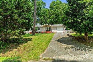 1908 Valley Brook Dr, Dalton, GA 30720
