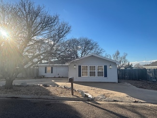 1612 N James St, Guymon, OK 73942