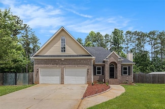 232 Christian Cir, Carrollton, GA 30116
