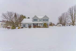 205 Longhouse Ln, Slingerlands, NY 12159