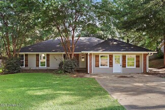 106 Sara Dr, Brandon, MS 39042