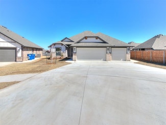 2261 N Payton Ct, Mustang, OK 73064