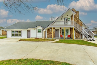 9902 E Park Ave, Houma, LA 70363
