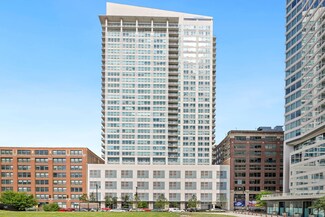 701 S Wells St Unit 1605, Chicago, IL 60607