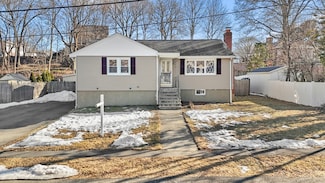 10 Yale Ave, Saugus, MA 01906