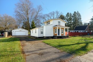 32 Dunning Ave, Battle Creek, MI 49037