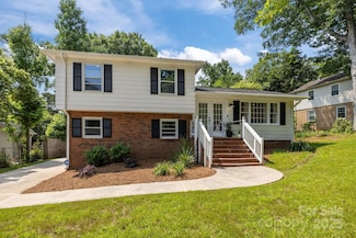 1013 Eaglewood Ave, Charlotte, NC 28212