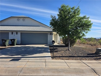 969 E Beverly Ave, Kingman, AZ 86409