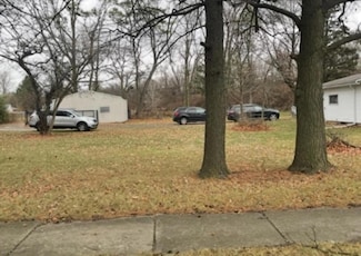 36 Moore St, Delaware, OH 43015