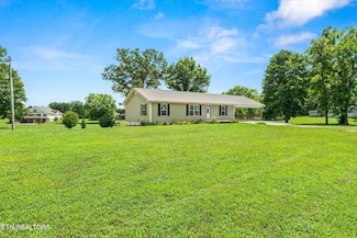 1780 Niles Ferry B Rd, Madisonville, TN 37354