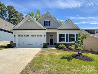 10241 Black Locust Ln, Charlotte, NC 28215