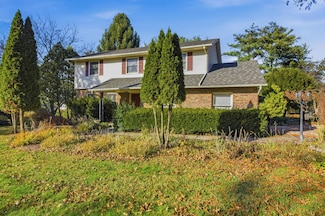 4960 Lakeview Dr, Powell, OH 43065