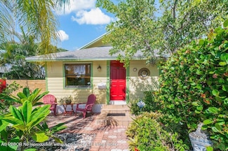 717 N L St, Lake Worth, FL 33460
