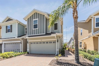 5743 Skytop Dr, Lithia, FL 33547