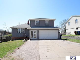 2103 Randall Dr, Bellevue, NE 68005