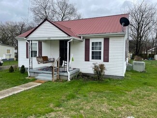 112 Elizabeth St, Shelbyville, TN 37160