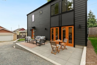 10508 Linden Ave N, Seattle, WA 98133
