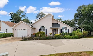 607 Rosemary Ln, North Myrtle Beach, SC 29582