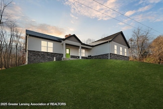 8645 Doyle Rd, Laingsburg, MI 48848