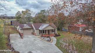 213 Mountain Rd, Clinton, TN 37716