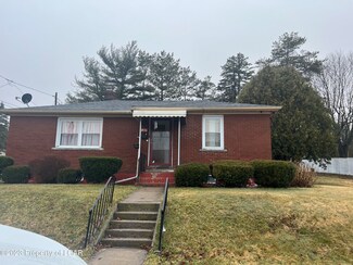 972 Alter St, Hazleton, PA 18201