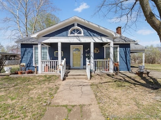 918 N Bullitt St, Holdenville, OK 74848
