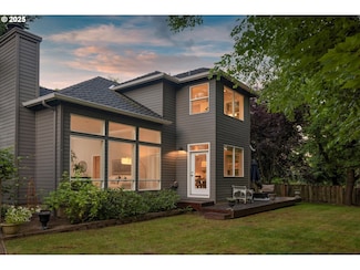 4698 Winthrop Ct, Lake Oswego, OR 97035