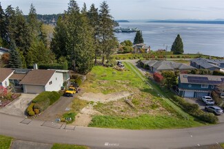 24700 Taree Blvd NE, Kingston, WA 98346