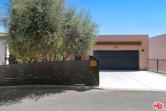 952 Nordica Dr, Los Angeles, CA 90065