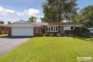 475 Berry Patch Ln, White Lake, MI 48386