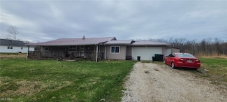 4895 Hawley Dr, Geneva, OH 44041