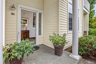 1855 Trossachs Blvd SE Unit 1302, Sammamish, WA 98075