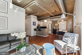 113 N Bread St Unit 3B3, Philadelphia, PA 19106