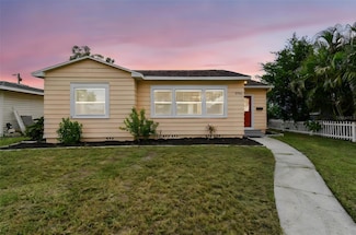 2705 7th Ave N, Saint Petersburg, FL 33713