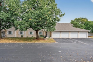 6242 Magda Dr Unit C, Maple Grove, MN 55369