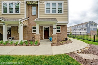 614 Anne Ave, Brighton, MI 48116