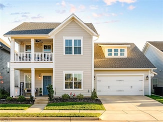 1727 Eastover Dr, Kernersville, NC 27284