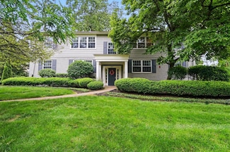 3651 Ashworth Dr, Cincinnati, OH 45208