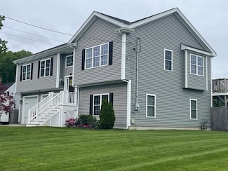 25 Sunset Dr, Taunton, MA 02780
