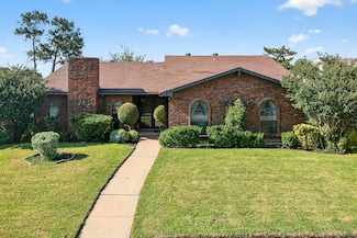 3416 Livingston Ln, Carrollton, TX 75007
