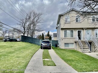167 Sharrotts Rd, Staten Island, NY 10309