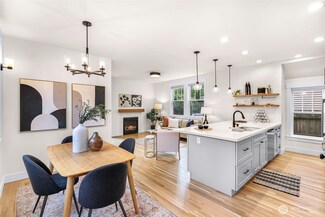 707 21st Ave Unit B, Seattle, WA 98122