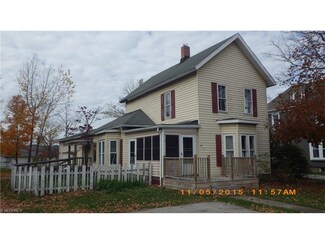 14352 N Cheshire St, Burton, OH 44021