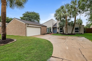 4322 Shady Springs Dr, Seabrook, TX 77586