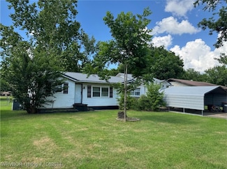 106 Arkansas 10, Hackett, AR 72937
