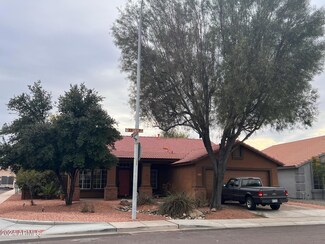 1461 E Erie St, Chandler, AZ 85225
