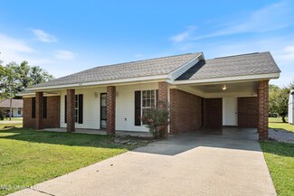 1013 Cedar Ridge Cove, Tunica, MS 38676