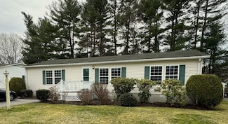 10 Trailwood Dr, Bridgewater, MA 02324