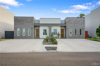 1709 W B St, Mission, TX 78572