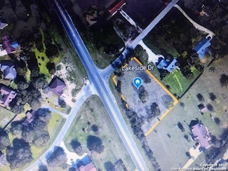 0000 Lakeside Dr, McQueeney, TX 78123